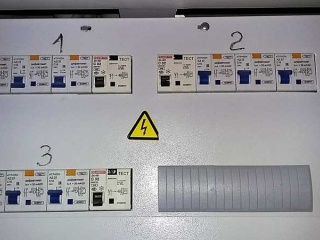 avt_01