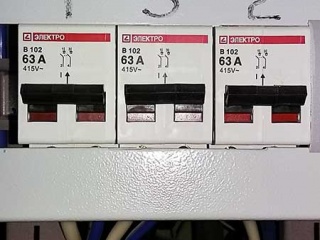 avt_06